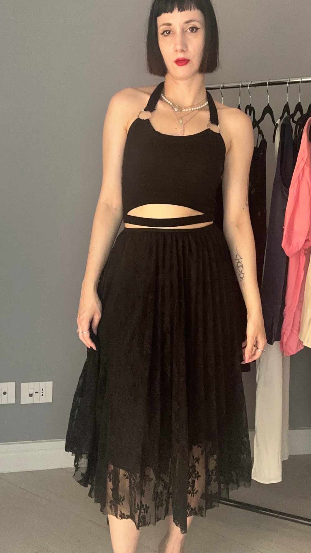 Gonna black lace