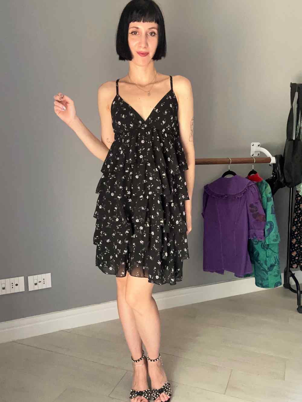 Abito a fiori con balze