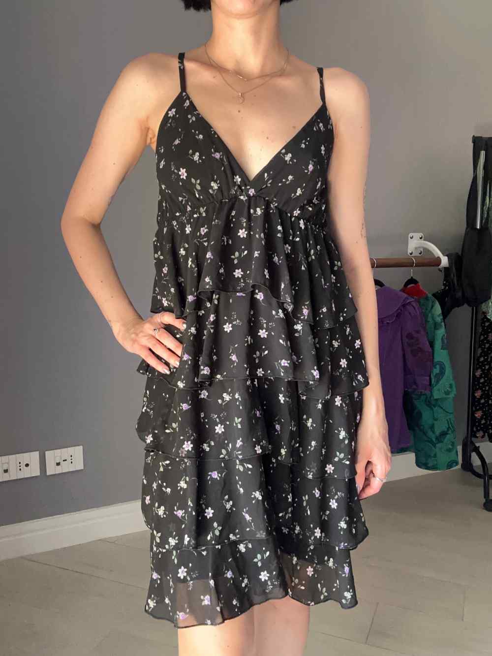 Abito a fiori con balze