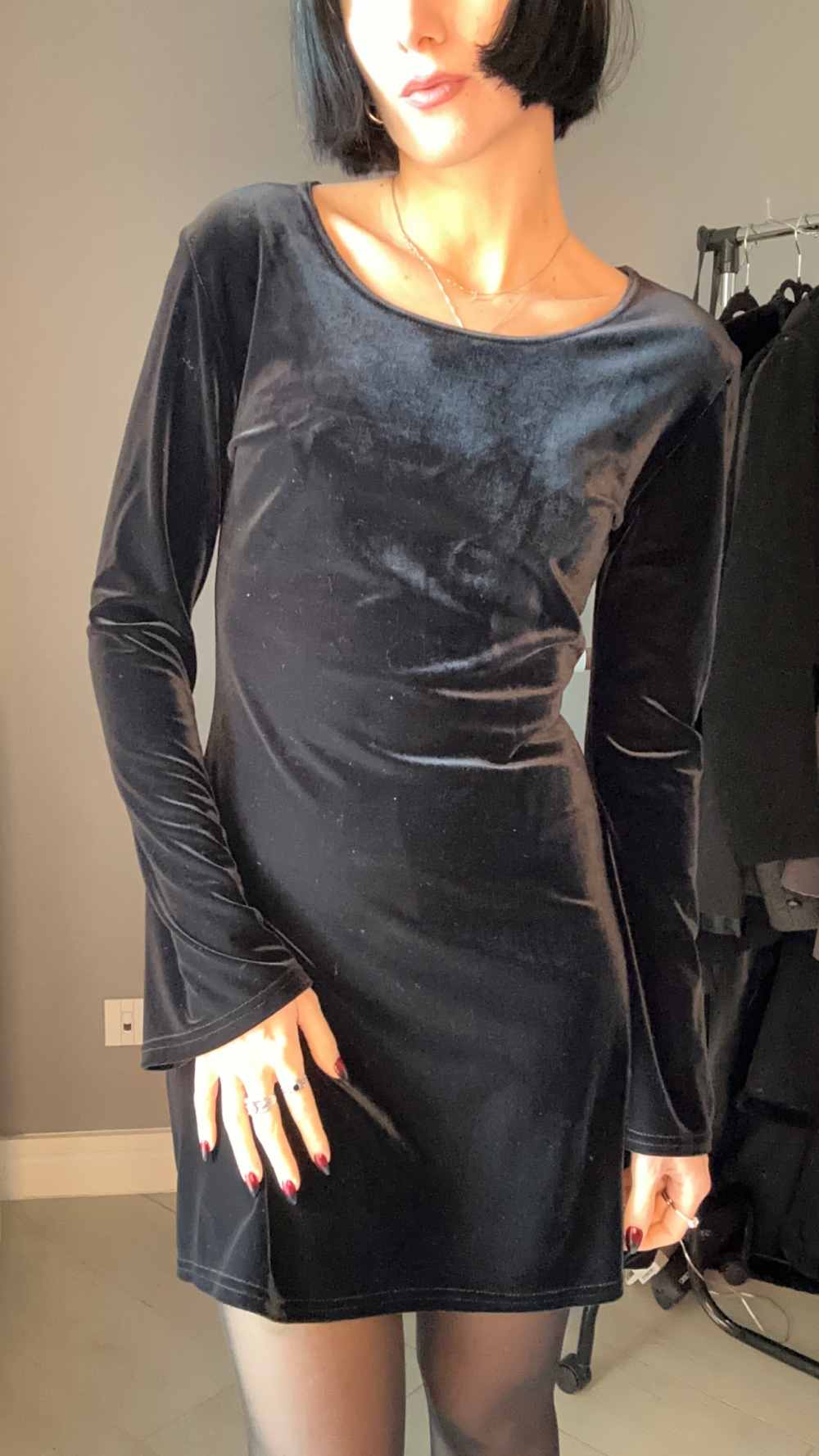 Abito in velluto nero