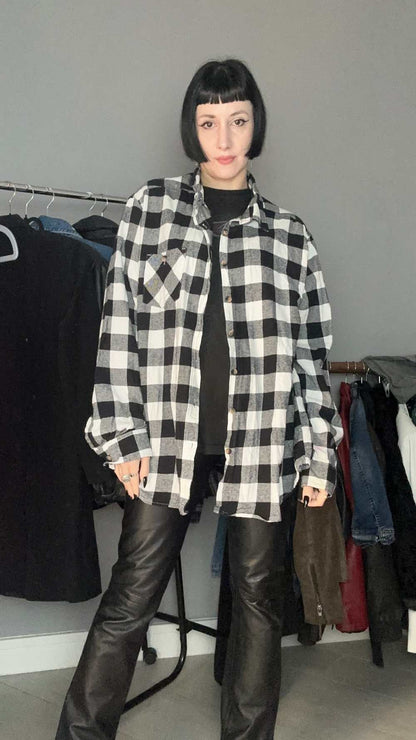Camicia a quadri bianca e nera