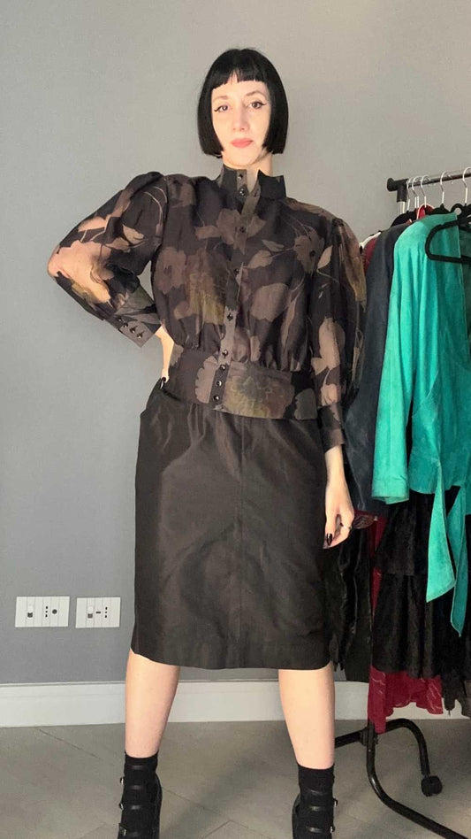 Camicia dark flowers