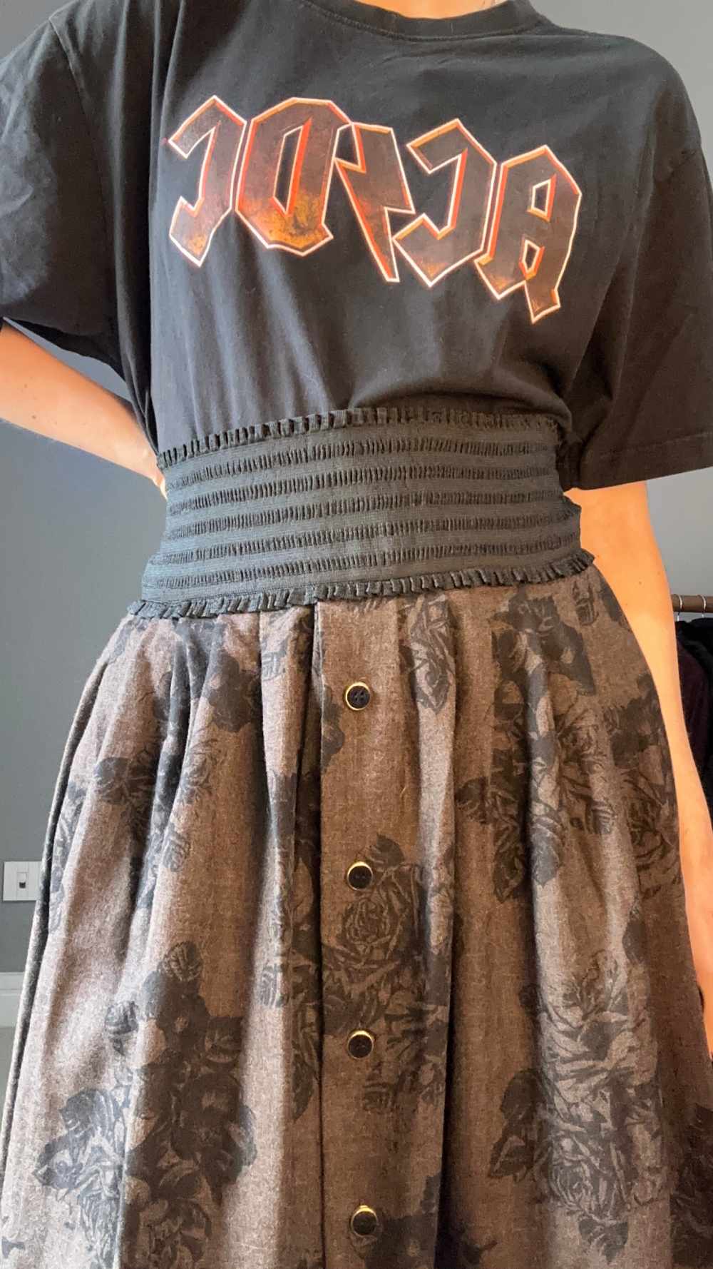 Gonna marrone anni '80