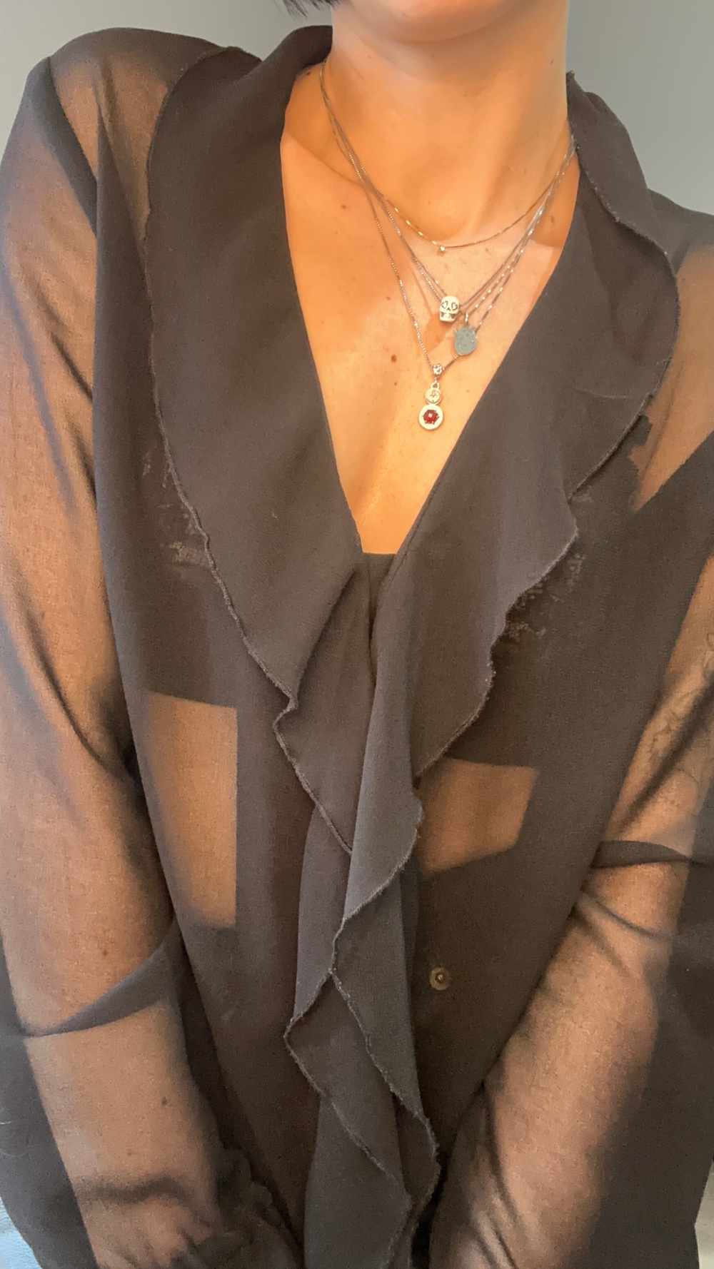 Camicia nera trasparente