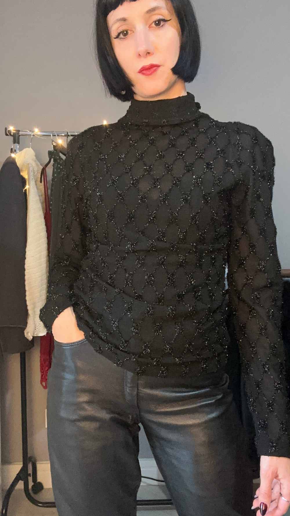 Maglia mesh e brillantini