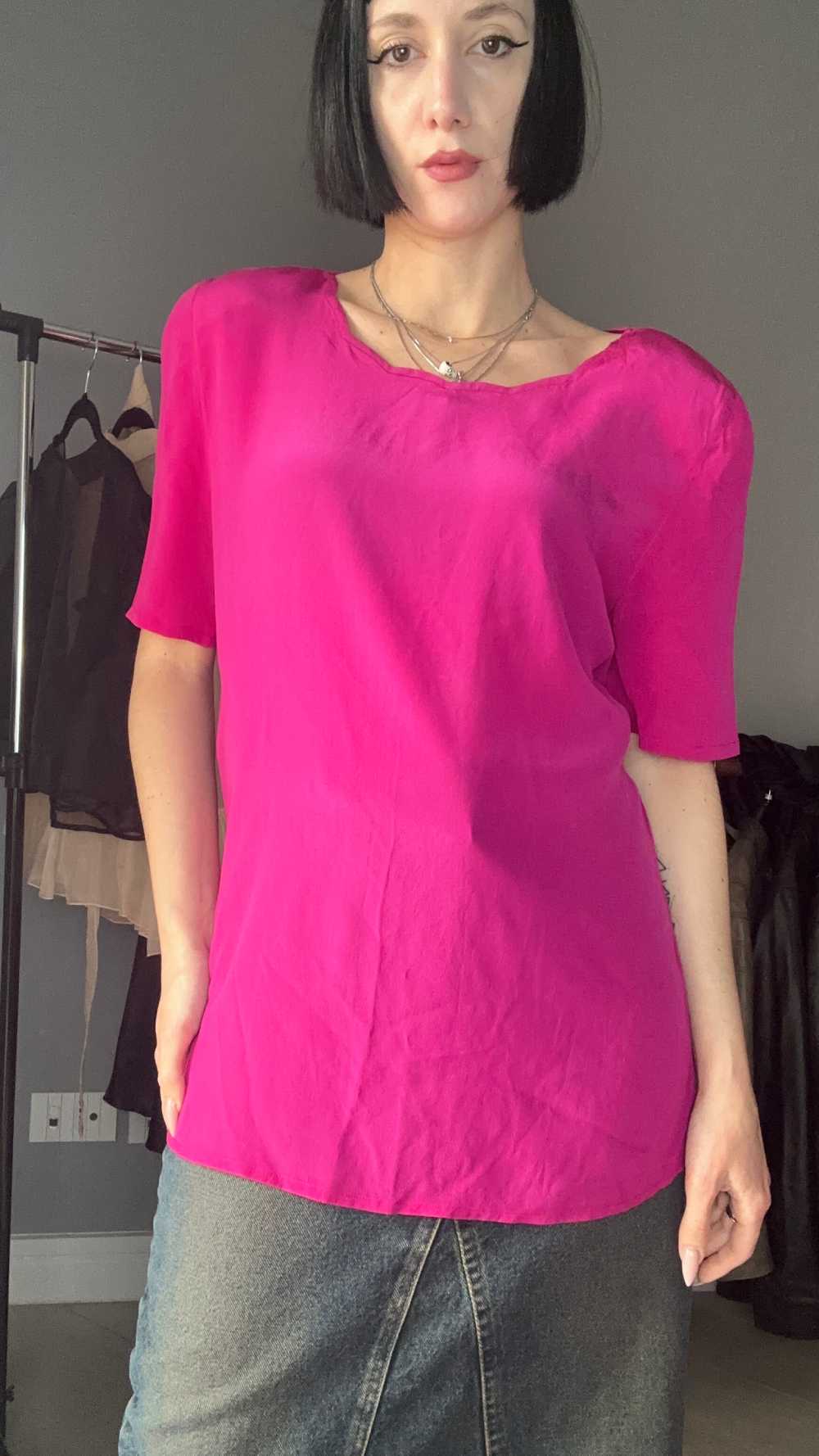 Maglieta fucsia in seta