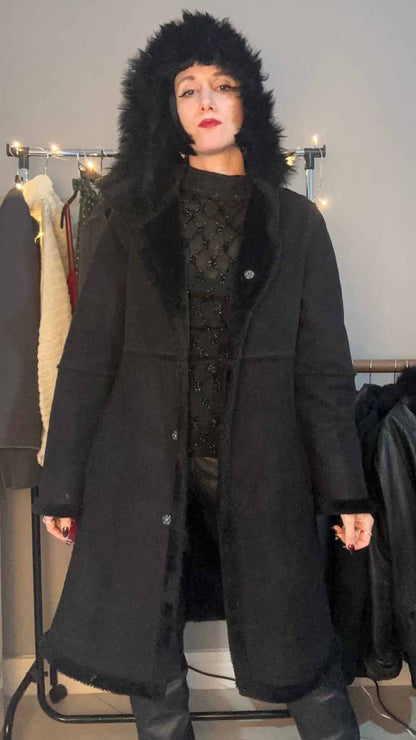 Cappotto simil montone con cappuccio