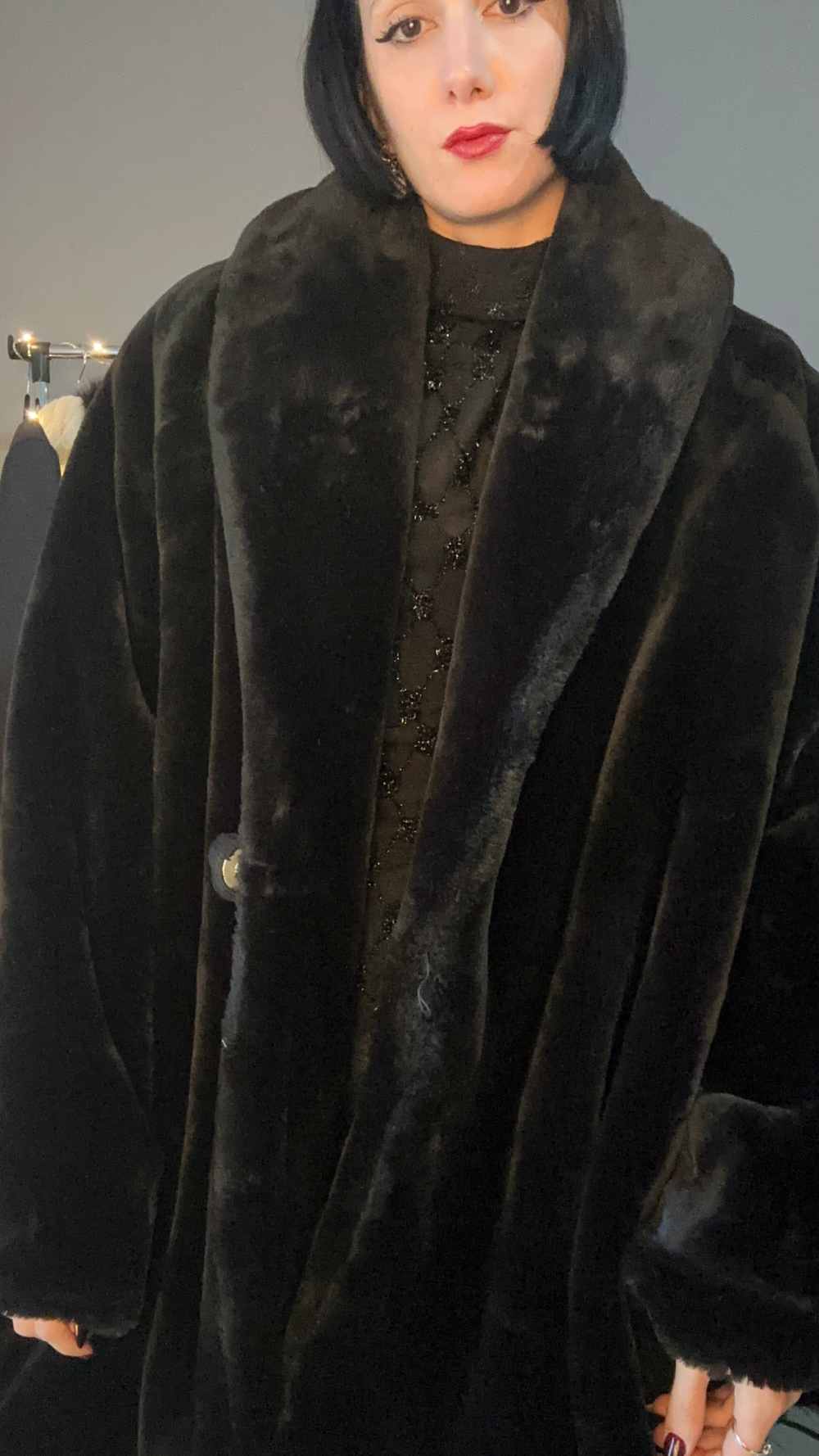 Pelliccia sintetica nera
