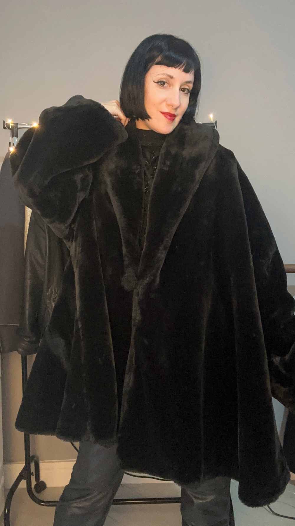 Pelliccia sintetica nera