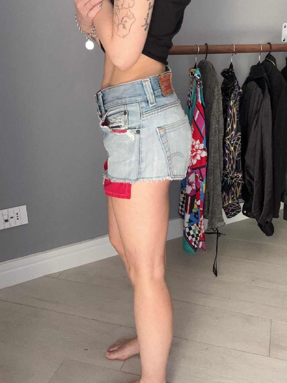 Shorts Levi’s con tasche rosse