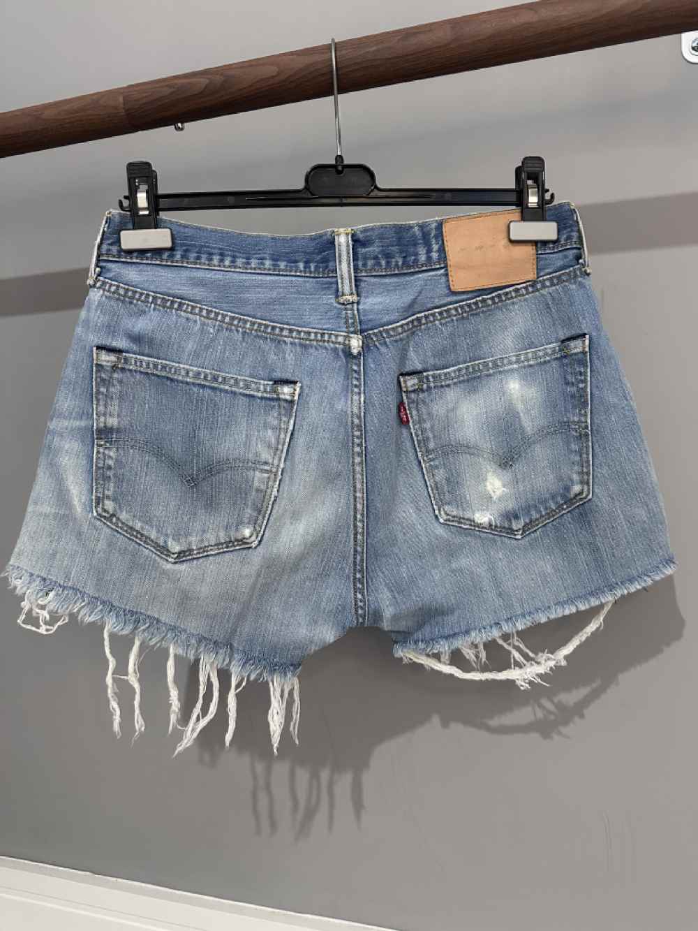 Shorts Levi’s con toppa