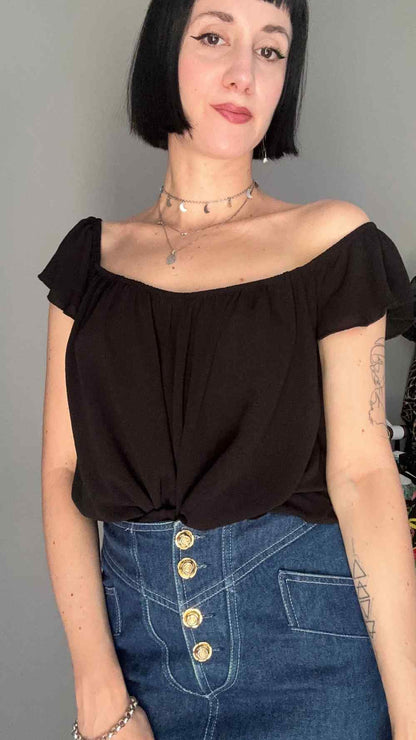 Top con scollo bardot