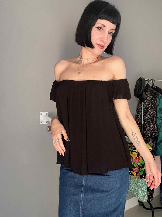 Top con scollo bardot