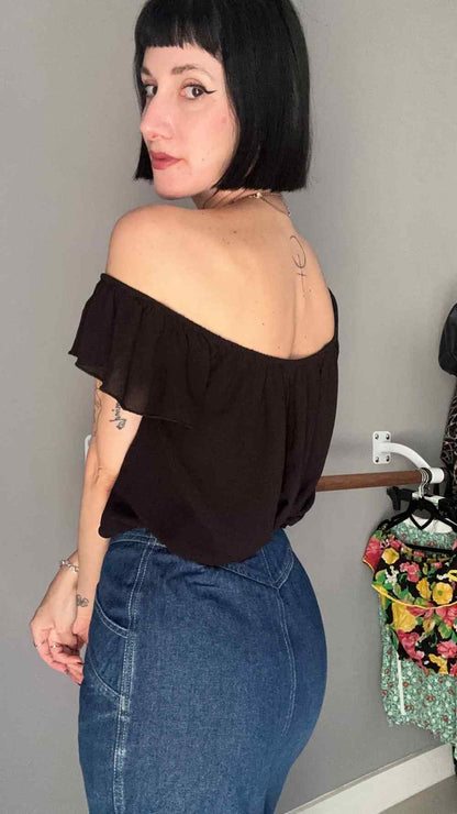 Top con scollo bardot