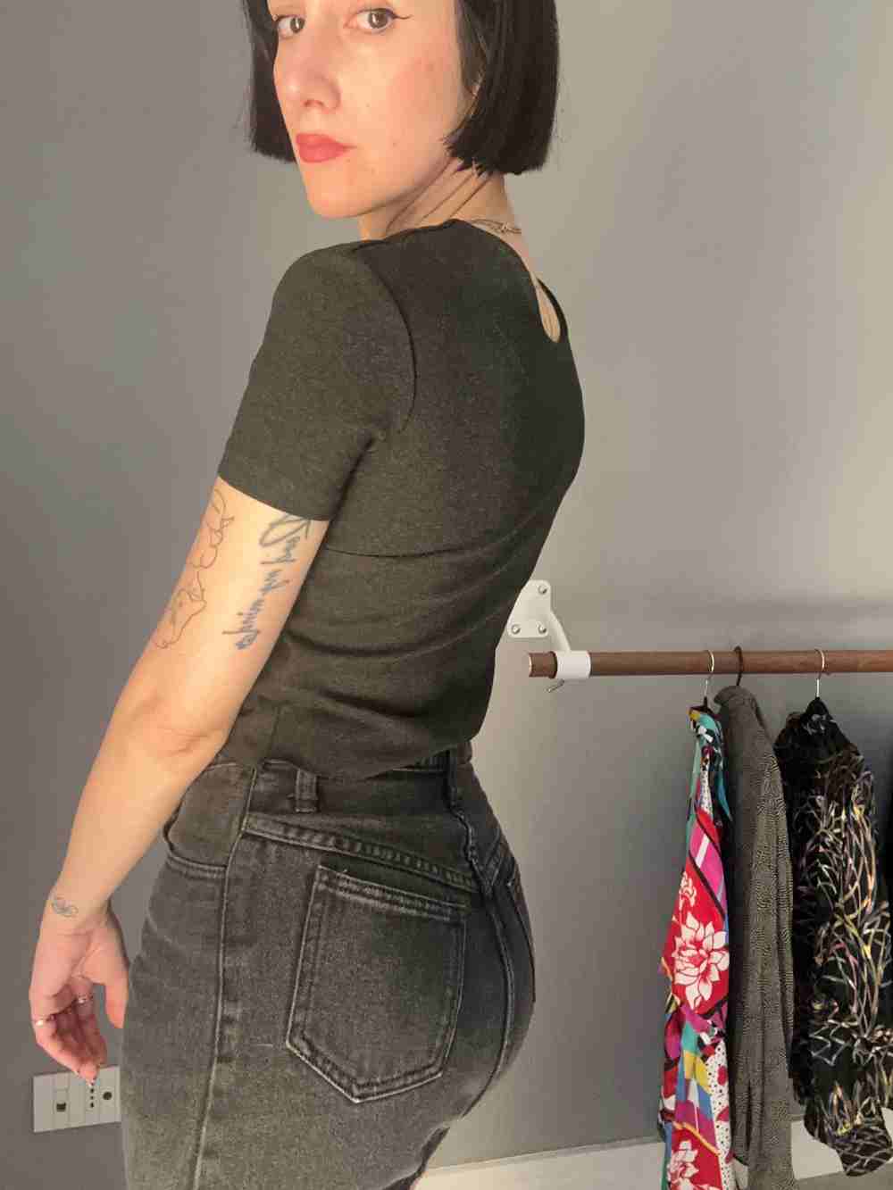 Maglietta upcycling Alexander McQueen