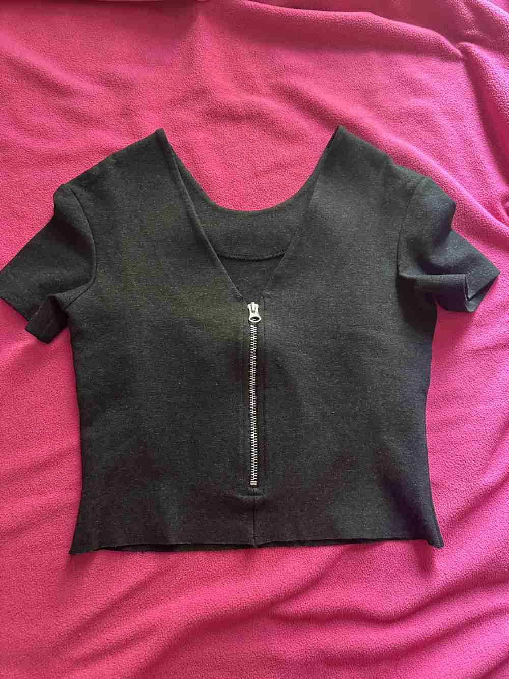 Maglietta upcycling Alexander McQueen