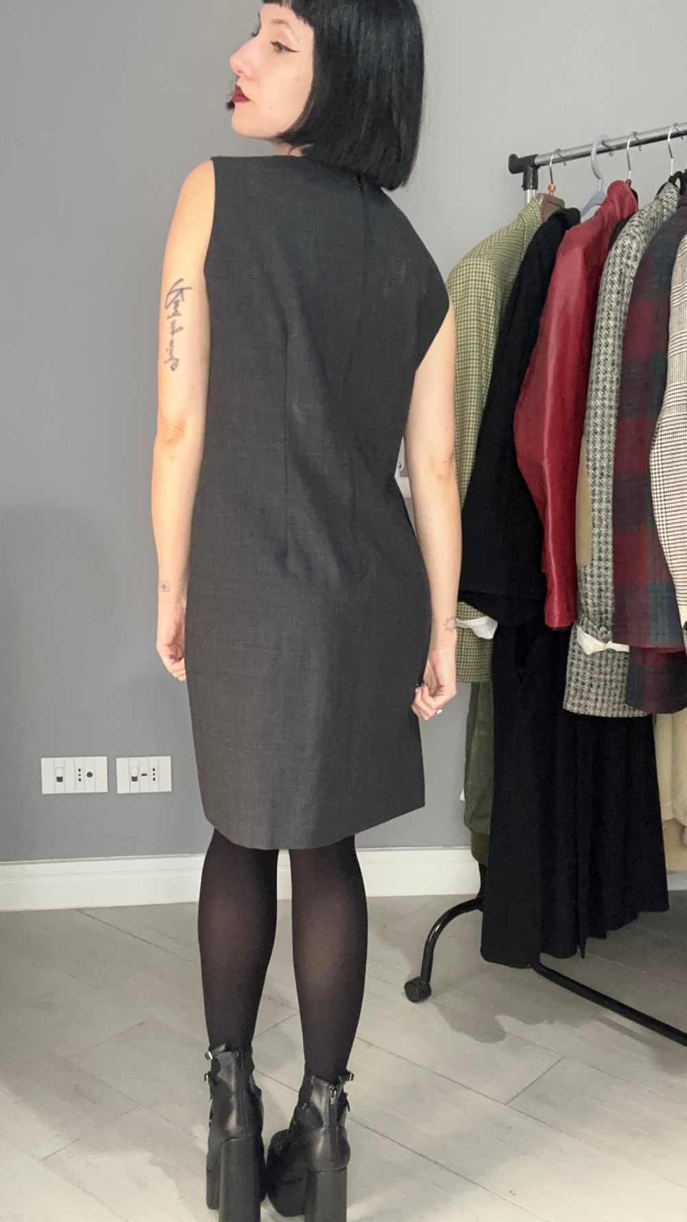Abito grigio
